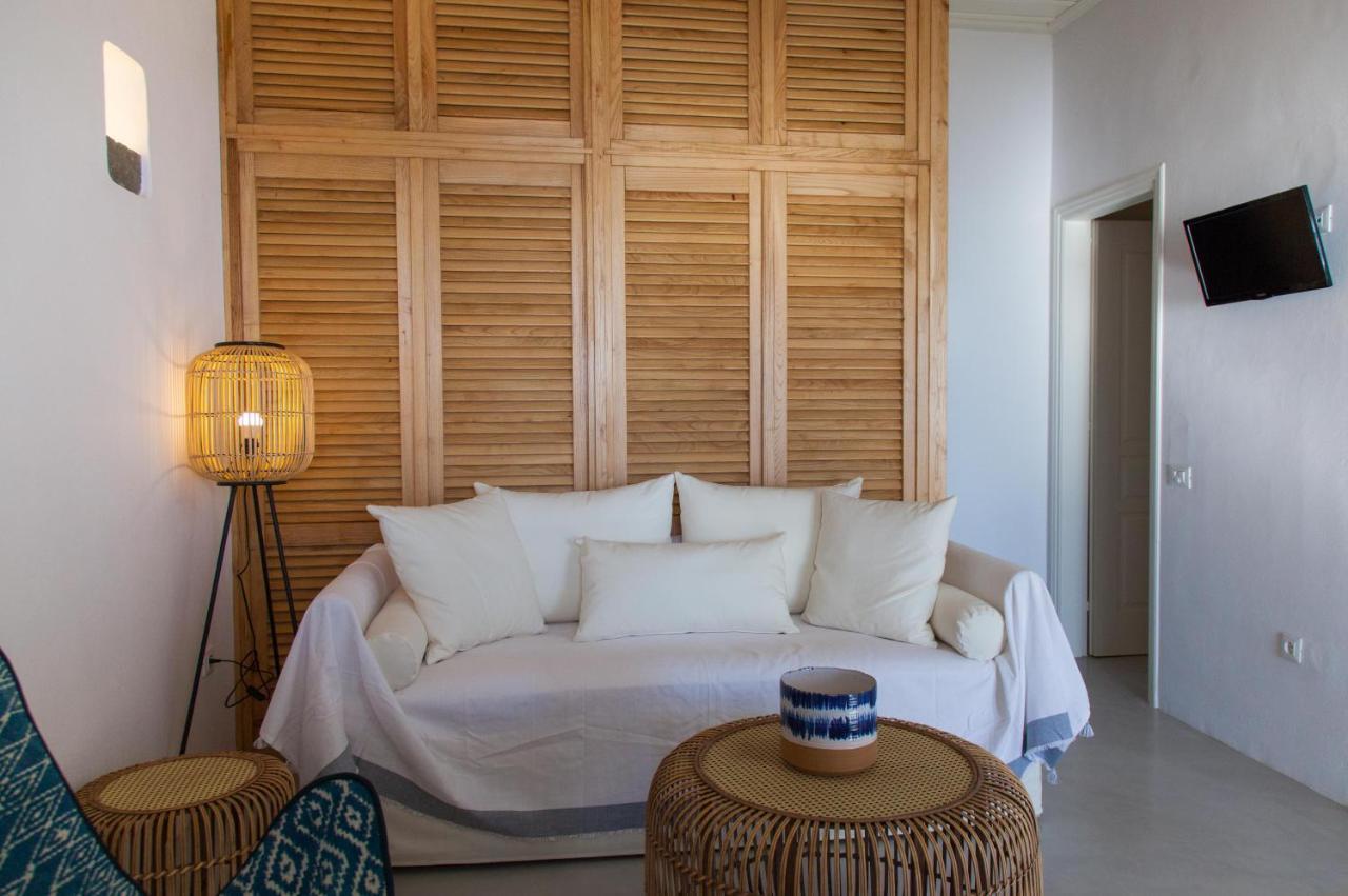 Astarte Luxury Apartments Artemonas Exterior photo