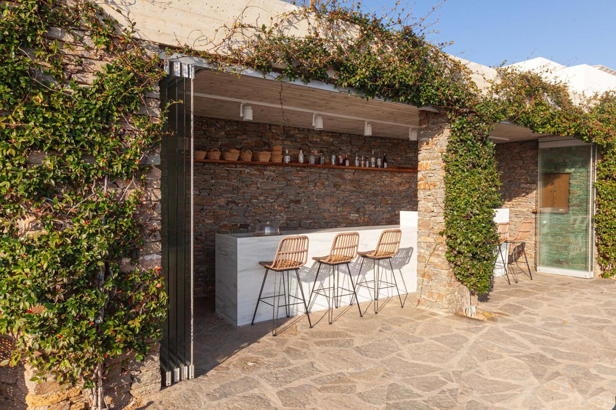 Astarte Luxury Apartments Artemonas Exterior photo